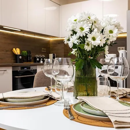 Downtown Atelier 53 - Free Parking Διαμέρισμα *